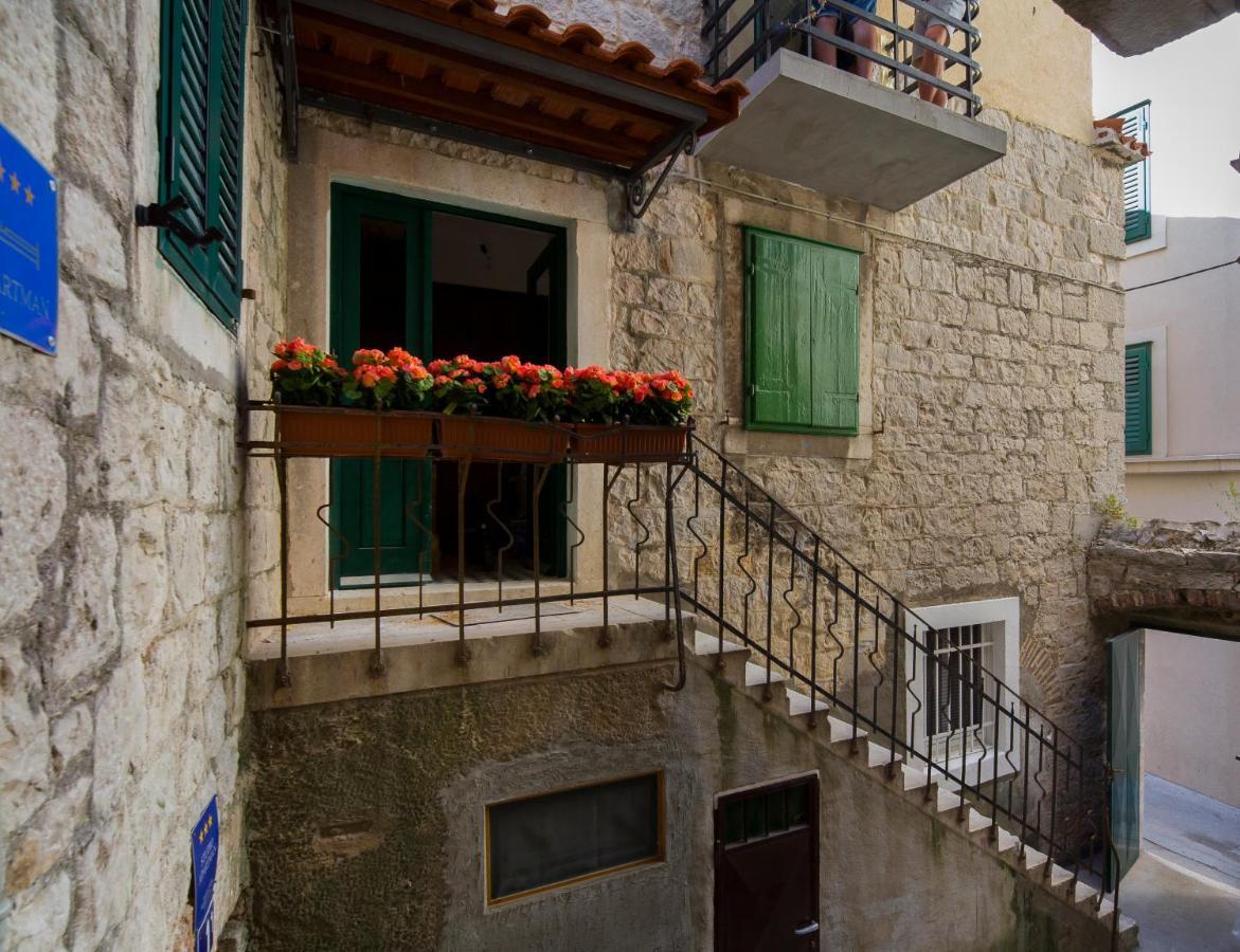 Lamenta Split Exterior foto